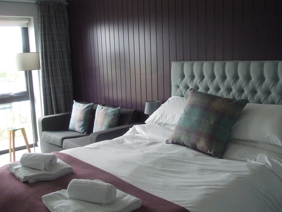 Hotel The Swan On The River Ely Exterior foto