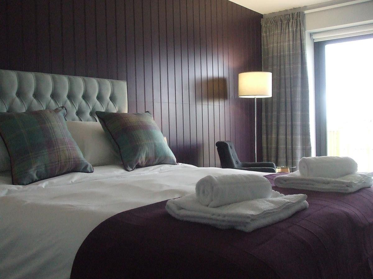 Hotel The Swan On The River Ely Exterior foto
